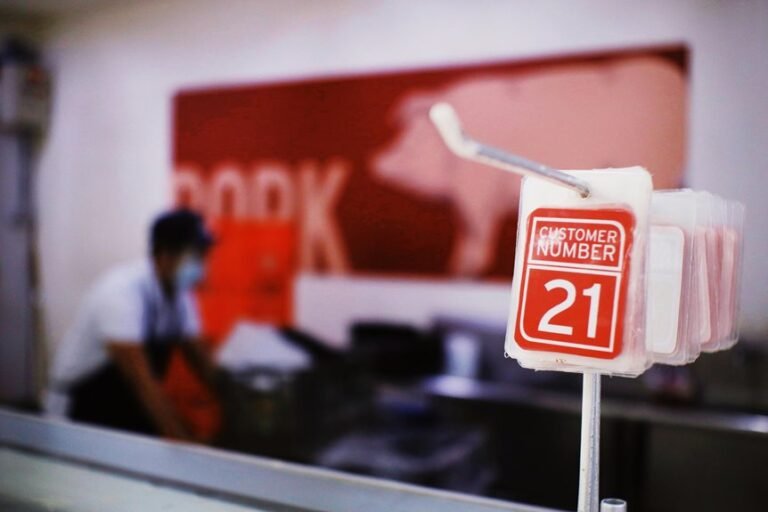 24 7 customer service hotline