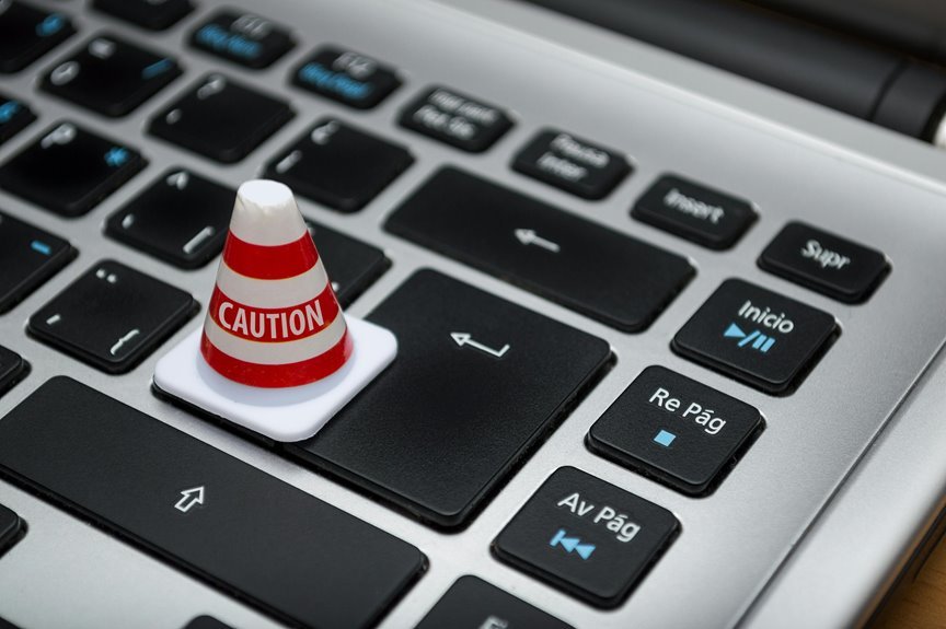 avoid online safety risks